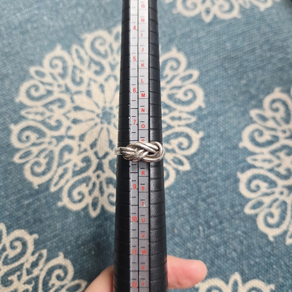 Vintage 925 Sterling Silver Rope Knot Ring, size 8 - Picture 13 of 13